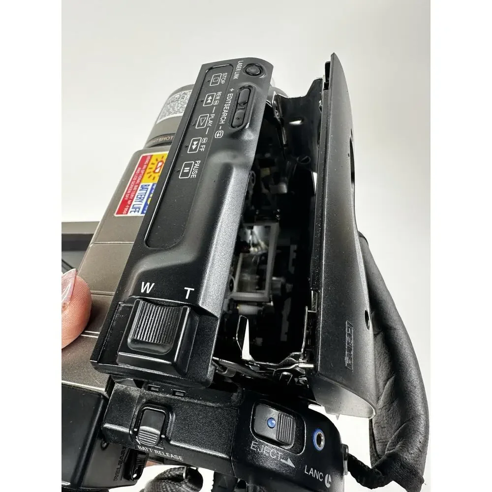 Sony Handycam Vision CCD-TRV36 NTSC Hi8 NightShot Camcorder WORKS Needs Battery